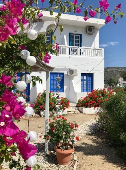Katapola Vekris Apartments エクステリア 写真